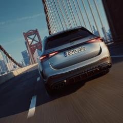 Rear view Mercedes-AMG GLC 53 4MATIC+ SUV