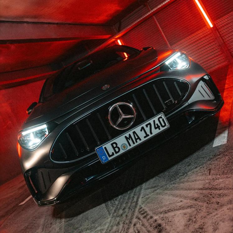 Die Front des Mercedes-AMG CLA 45 4MATIC+