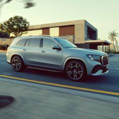 Front view of the Mercedes-AMG GLS SUV