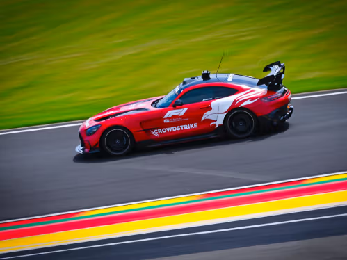 Safety Car auf der Strecke