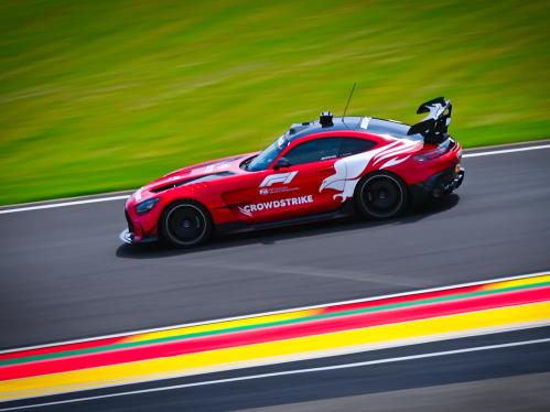 Safety Car auf der Strecke