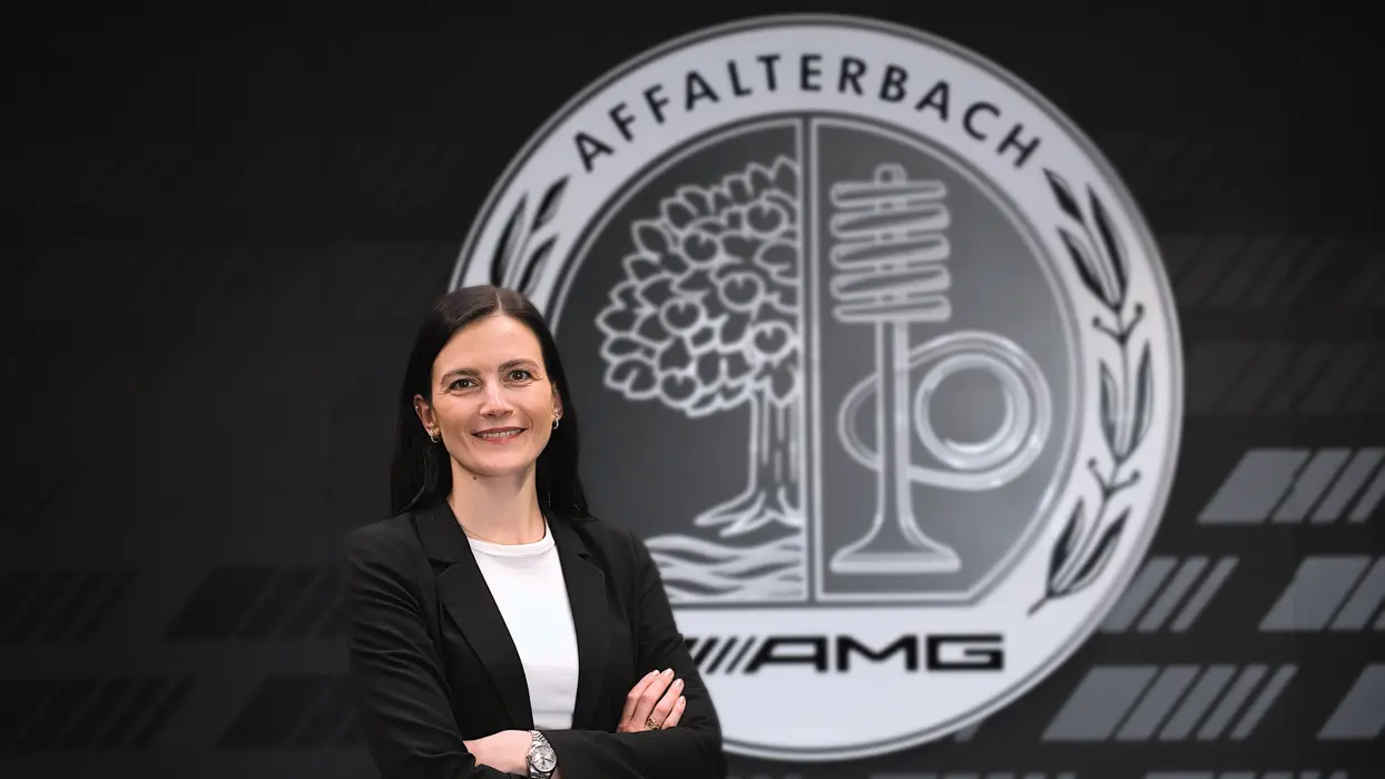 Portrait of Mercedes-AMG CFO Marina Hüttinger