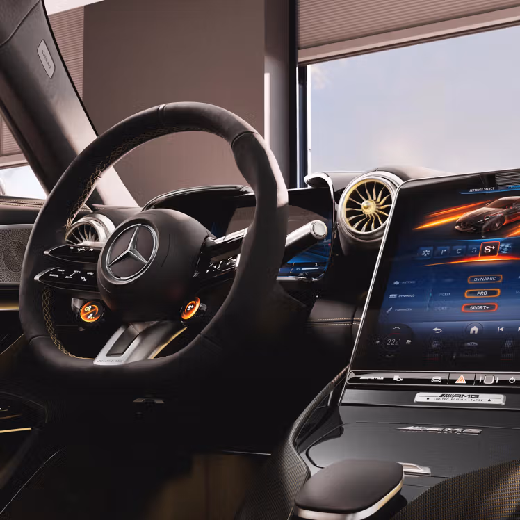 Innenraumansicht des Mercedes-AMG GT 63 4MATIC+ "APXGP Edition"