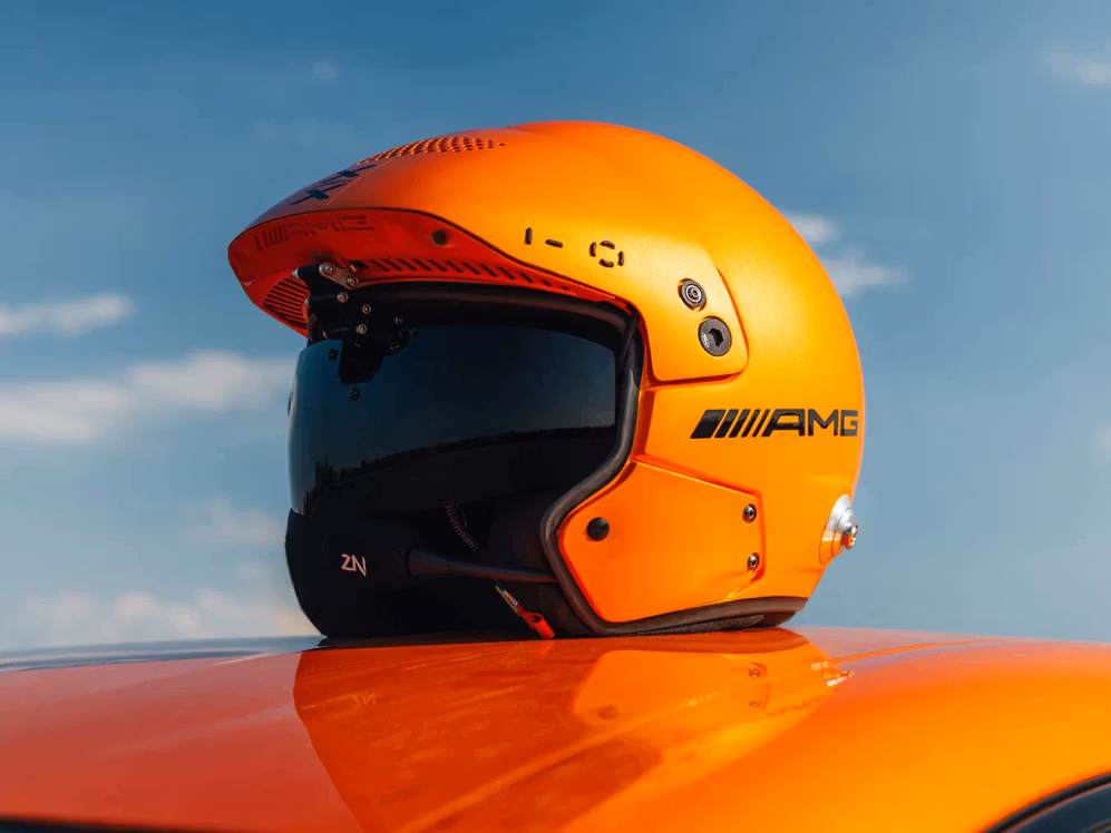 Concept AMG GT XX helmet on the bonnet of the car