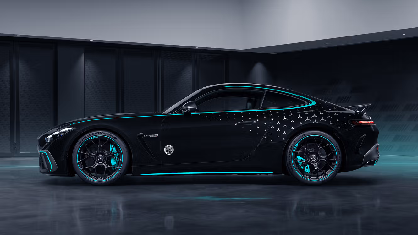 Seitenansicht des Mercedes-AMG GT 63 PRO 4MATIC+ Motorsport Collectors Edition