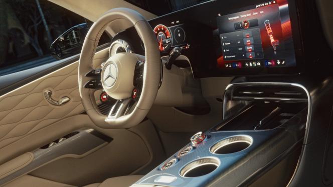 Der Innenraum des Mercedes-AMG GT 55 SUV