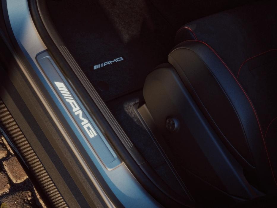 Entrance trim of the new Mercedes-AMG GLC53 4MATIC+