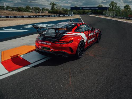 Safety Car auf der Strecke