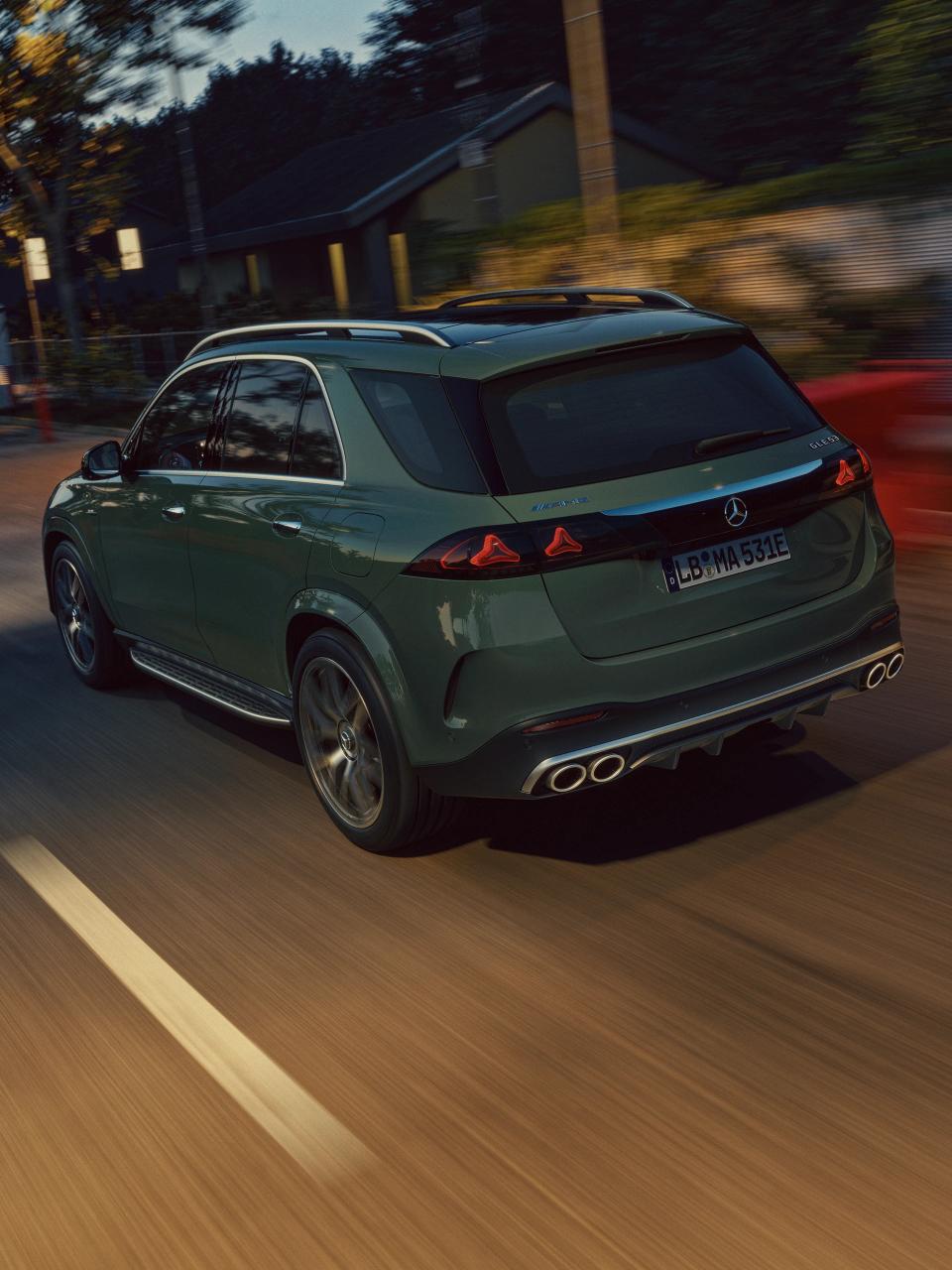Heckansicht Mercedes-AMG GLE 53 Hybrid SUV