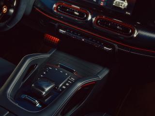 Mittelkonsole des Mercedes-AMG GLE 53 Hybrid Coupé