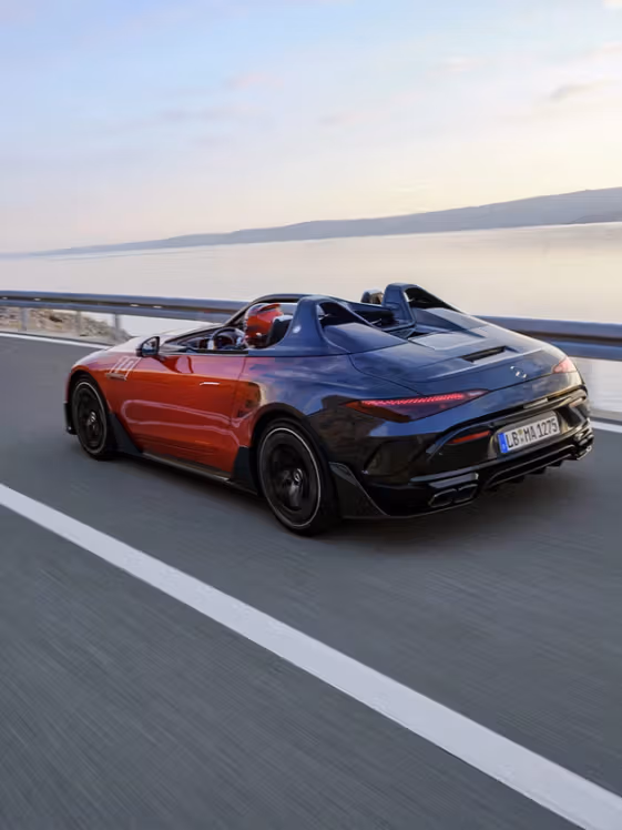 Heckansicht des Mercedes-AMG PureSpeed.