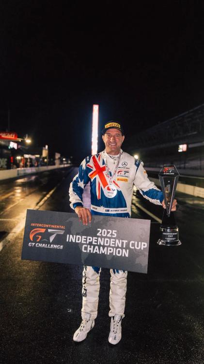 Kenny Habul posiert für ein Foto