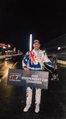 Kenny Habul posiert für ein Foto