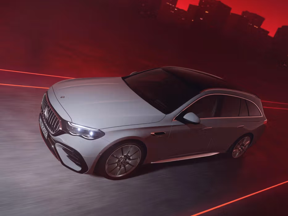 Mercedes-AMG E 53 T-Modell Frontansicht.