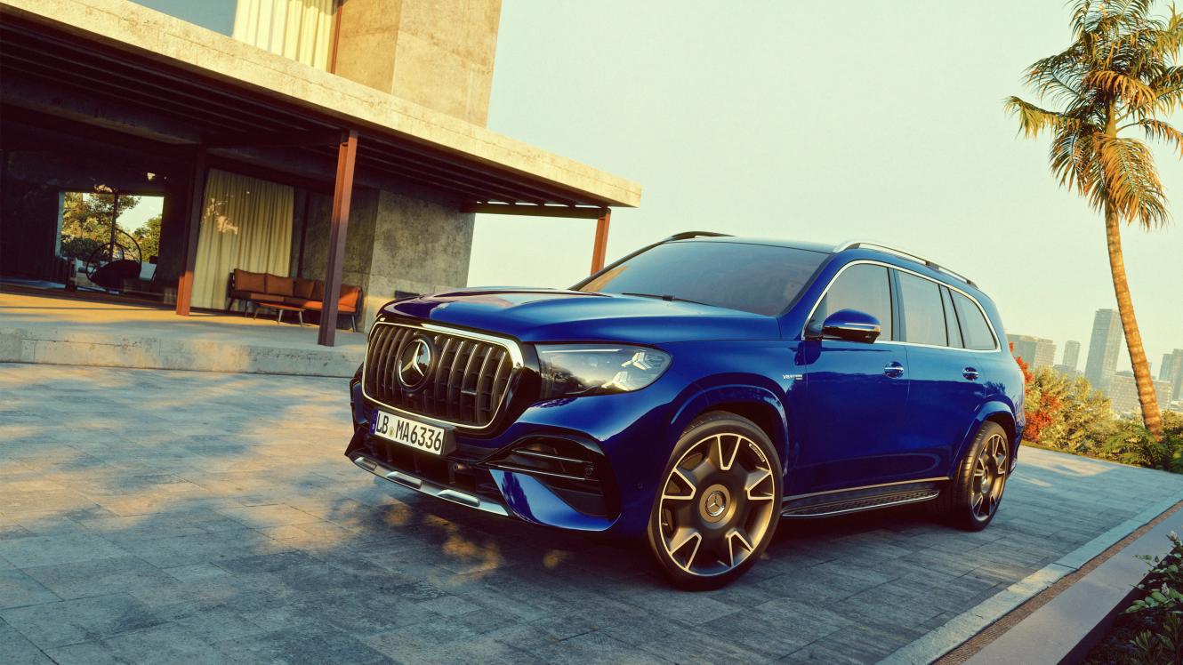 The Mercedes-AMG GLS 63 4MATIC+ viewed from the side