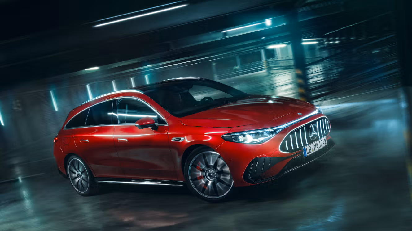 Der Mercedes-AMG CLA 45 4MATIC+ Shooting Brake in einer Tiefgarage