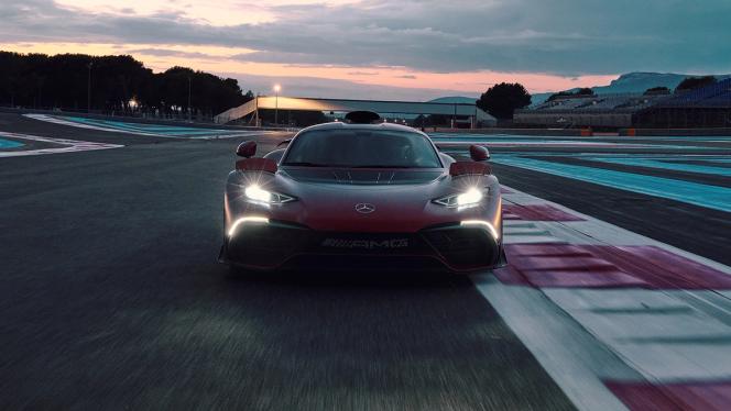 Der Mercedes-AMG ONE auf der Rennstrecke