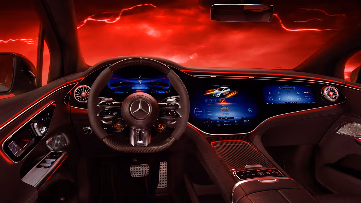 Interieur eines Mercedes-AMG EQE 53 4MATIC+ SUV's.
