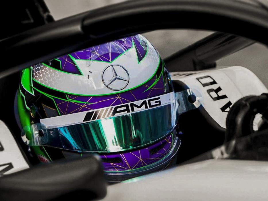 Nahaufnahme eines F1-Helms