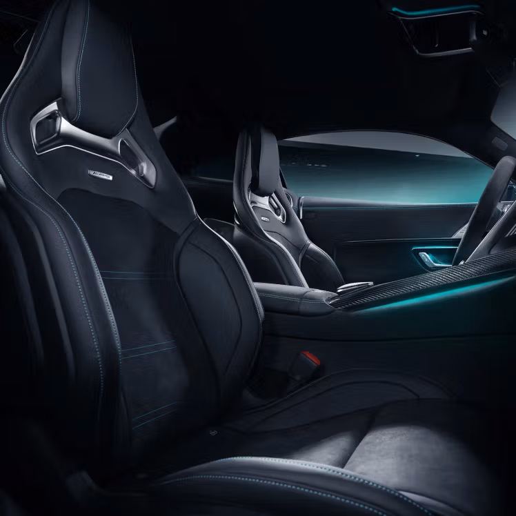 Innenraum und Sitze der Mercedes-AMG GT 63 PRO 4MATIC+ Motorsport Collectors Edition.