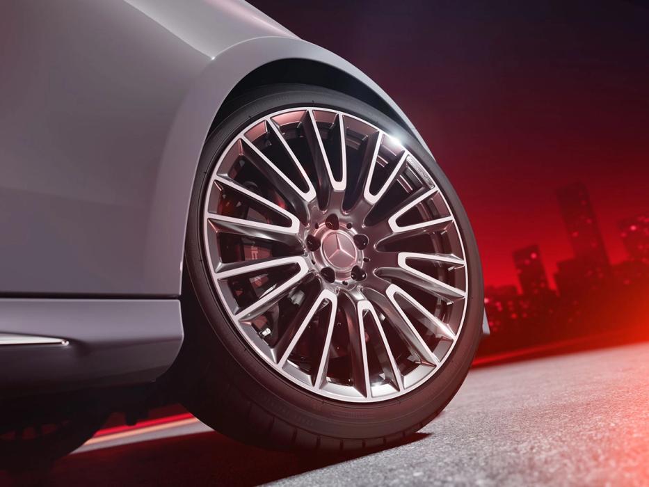 Mercedes-AMG E 53 T-Modell Felge im Fokus.