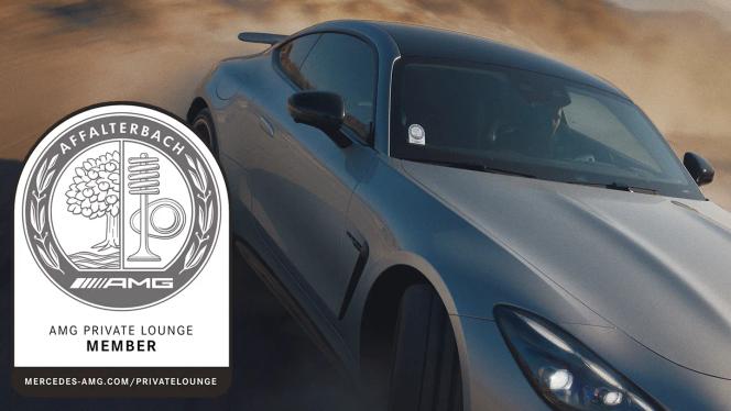 Private Lounge Sticker auf der Windschutzscheibe eines Mercedes-AMG