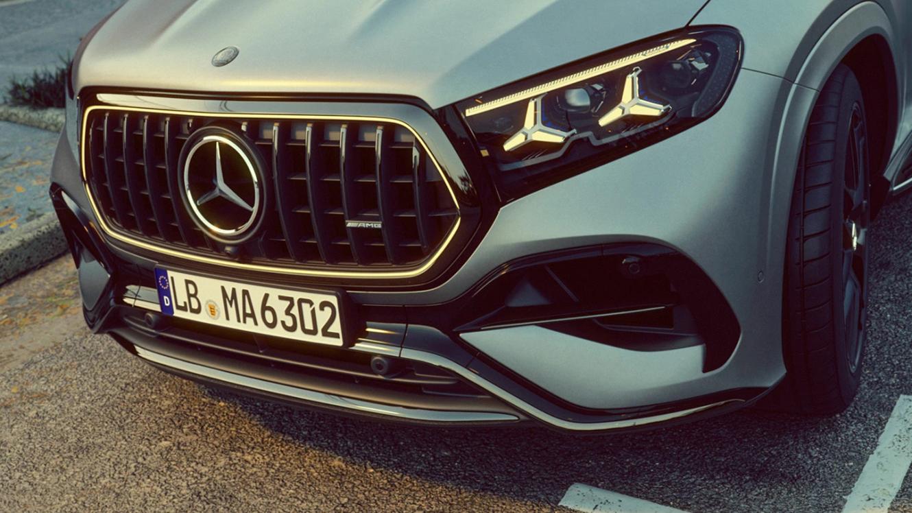 The radiator grille of the Mercedes-AMG GLE 63 S
