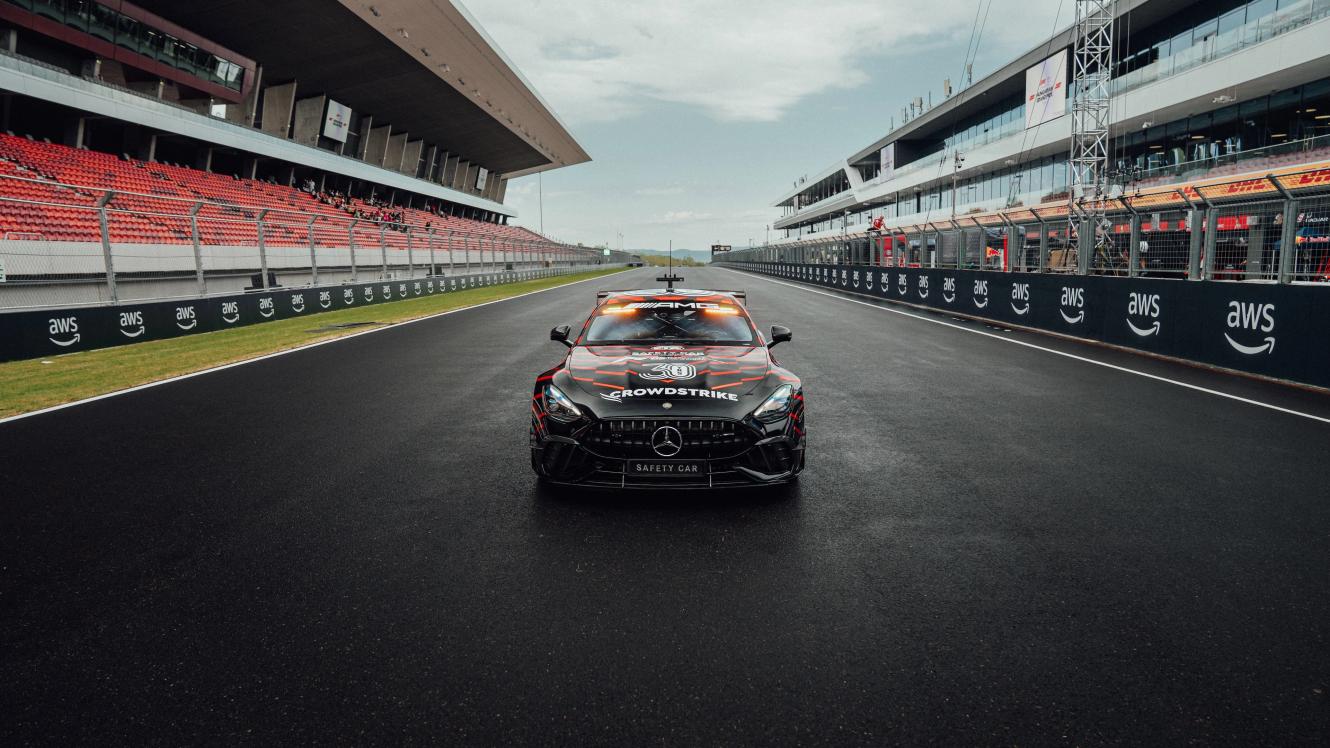 Safety Car auf der Strecke