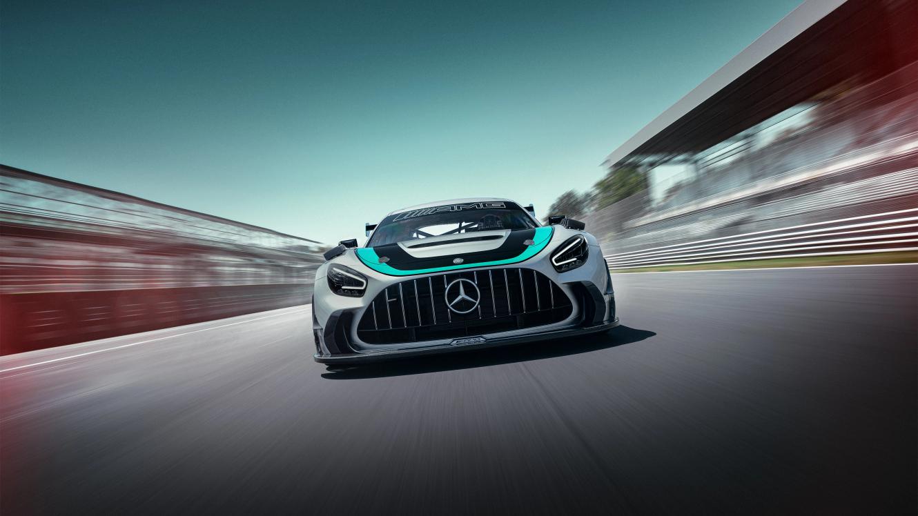 Front view Mercedes-AMG GT2 Edition W16