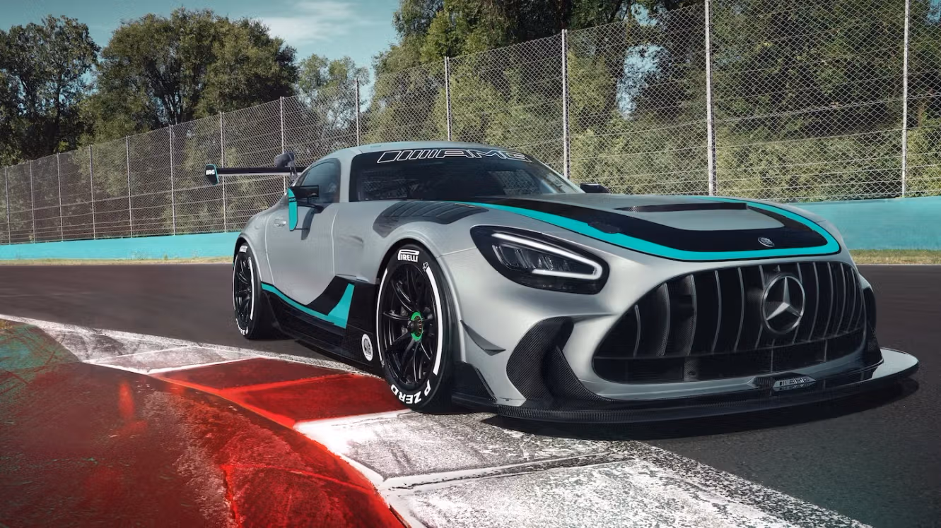 The Mercedes-AMG GT2 Edition W16 cornering