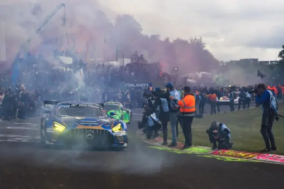 Mercedes-AMG GT3 RAVENOL at 24h Nürburgring with fog